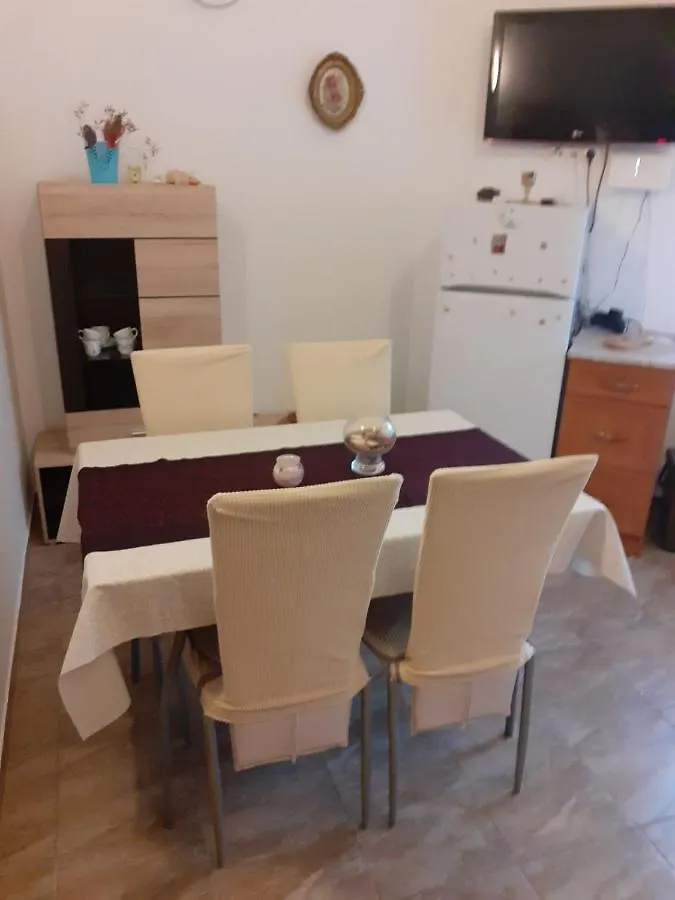 Iva Apartments سيلو كرواتيا