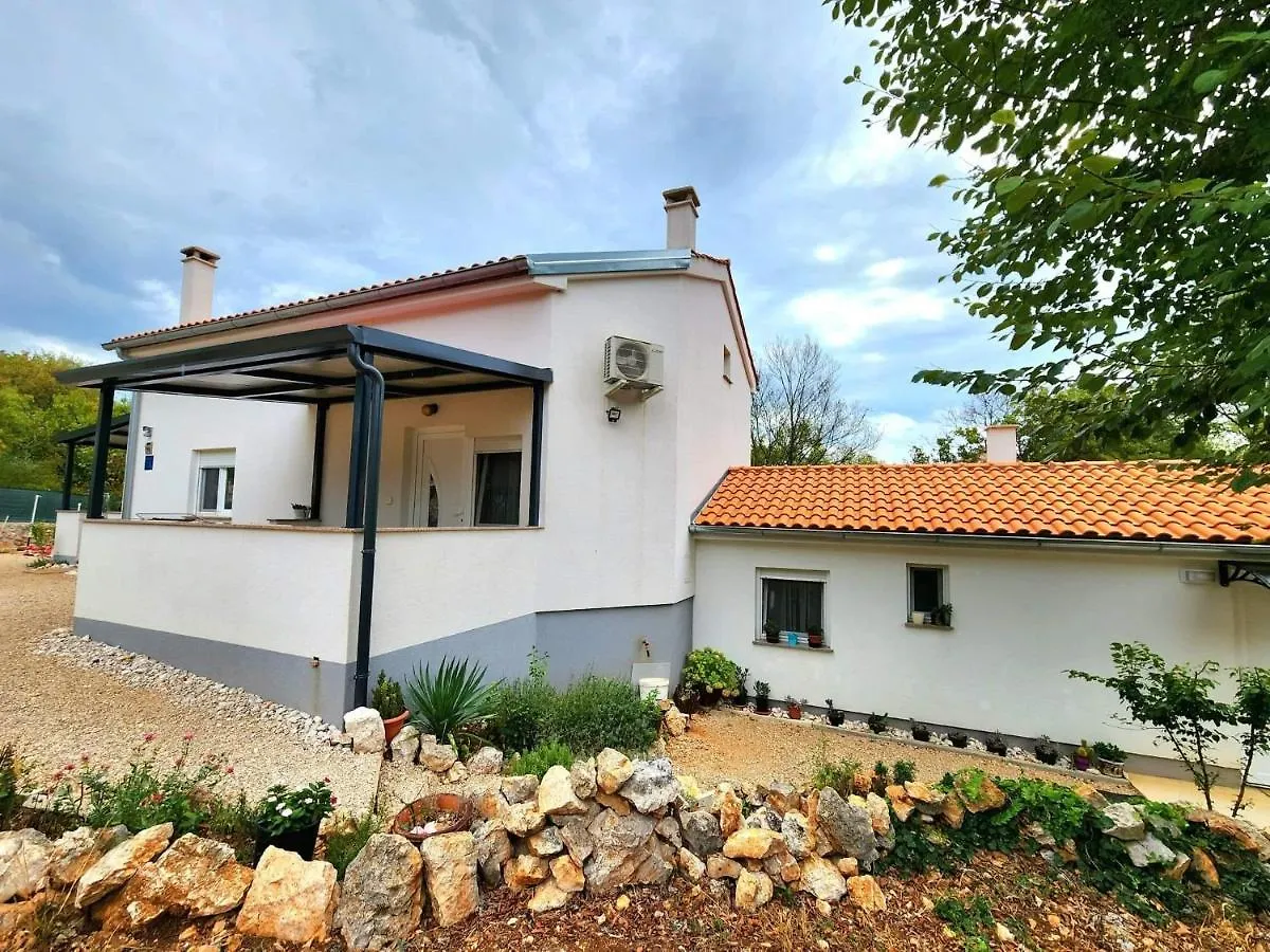 Iva Apartments Silo  0*, Silo (Krk) Croatia
